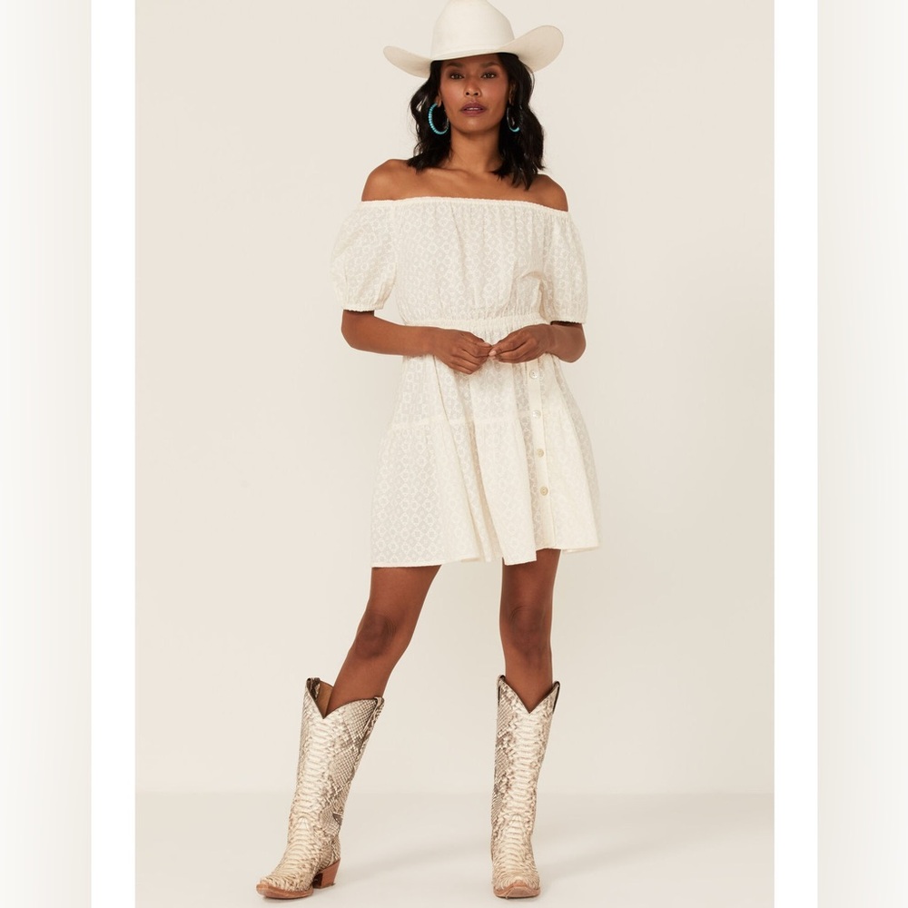 Elegant Off-Shoulder White Dress